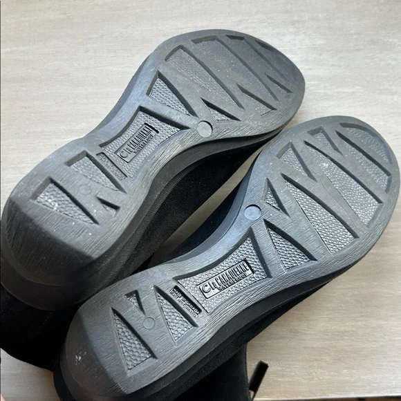 La Canadienne Shiane Black Suede Boots - Picture 12 of 13